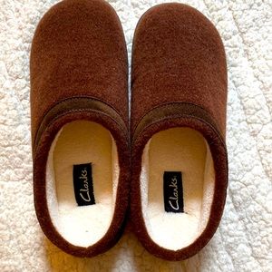 Women’s slippers